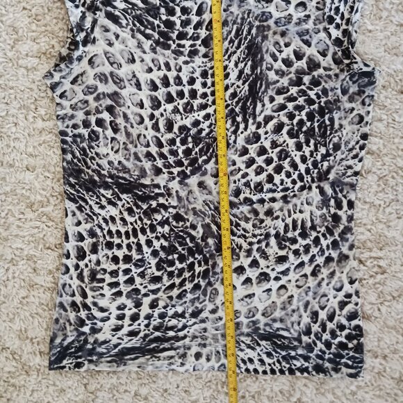 Anne Klein Womens Short Sleeve Pullover Top Black White Animal Print Size Medium - Picture 6 of 6